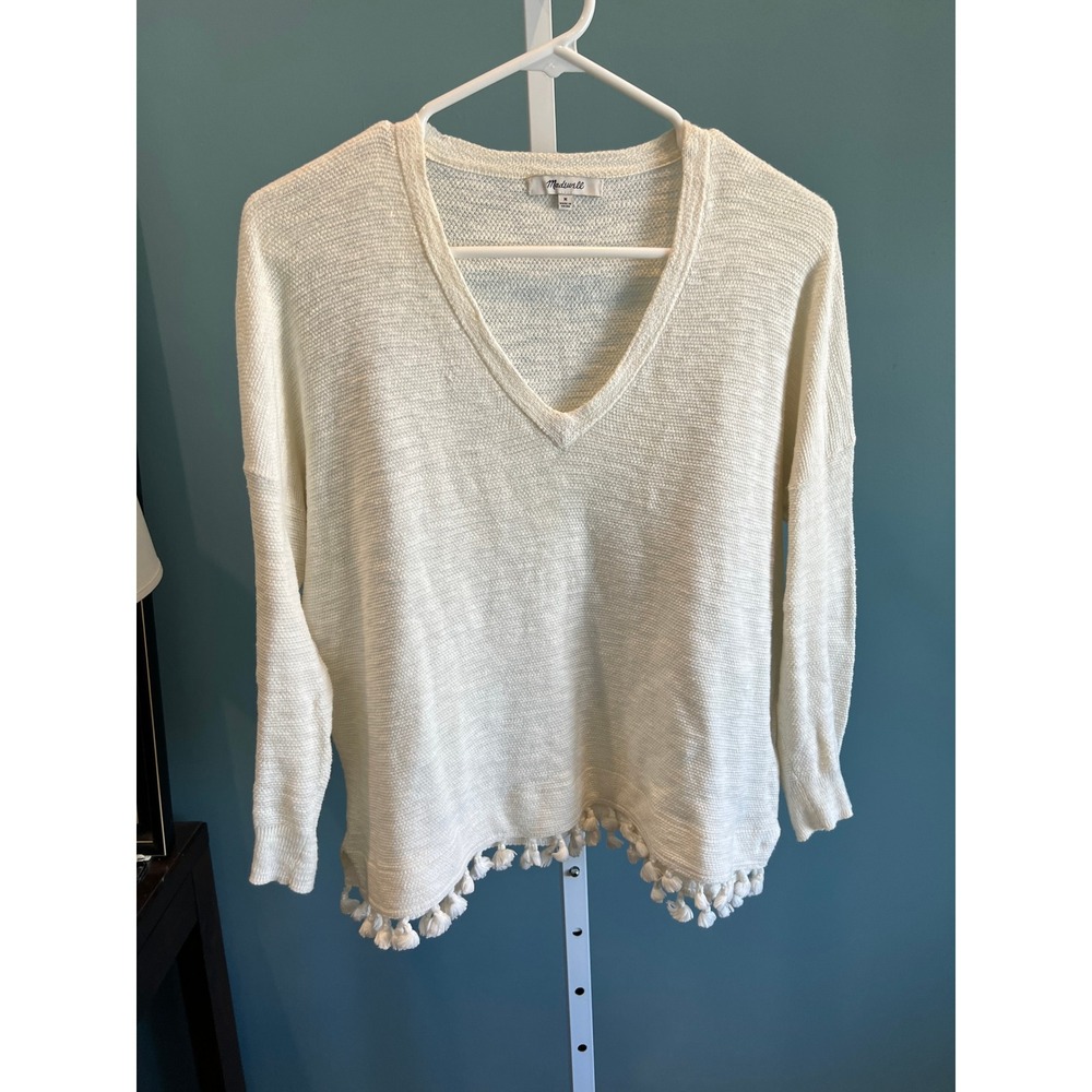 Womens Sweater Medium Ivory V-Neck Tassel Hem Slouchy Knit Top Transition Fun